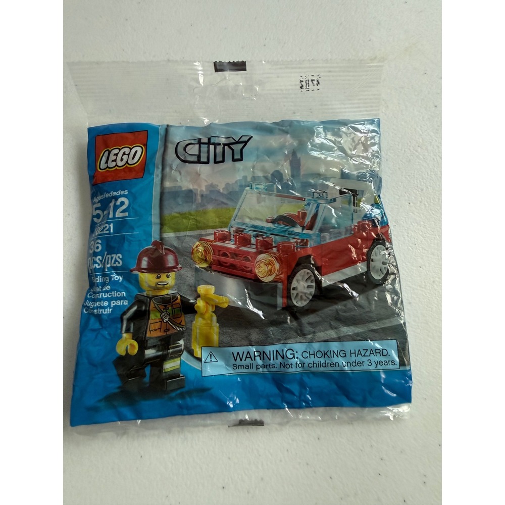 LEGO City Fire Car Polybag Set 30221 Retired 2013 Firefighter Minifigure 36 Pcs